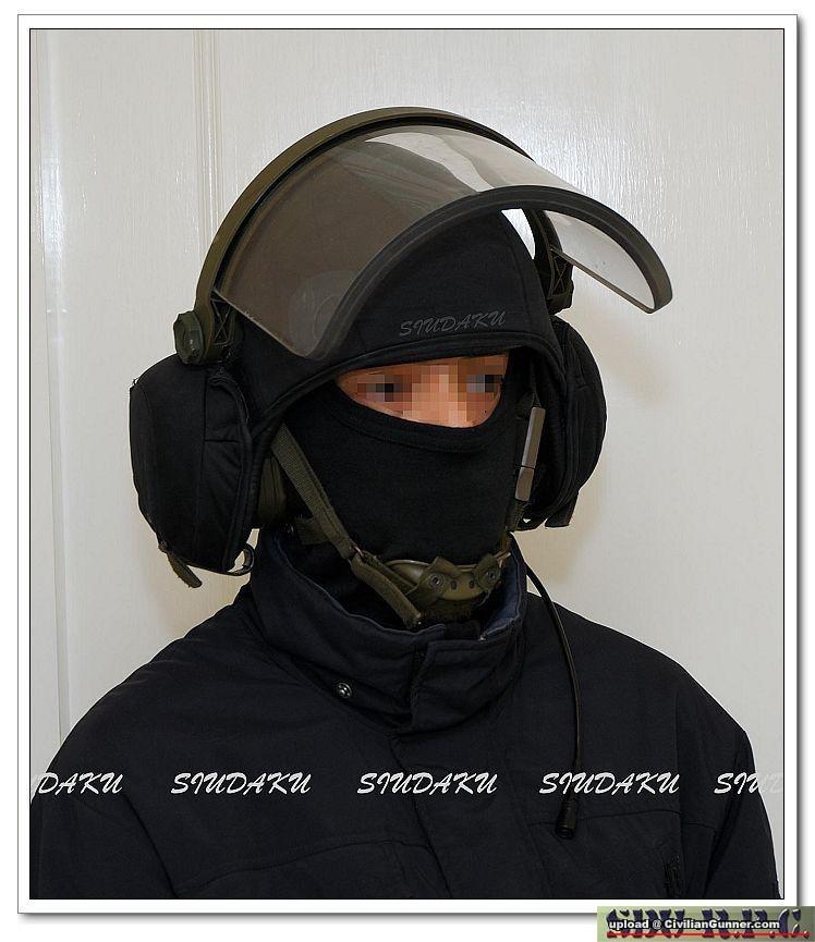 GSG9 helmet.02.jpg