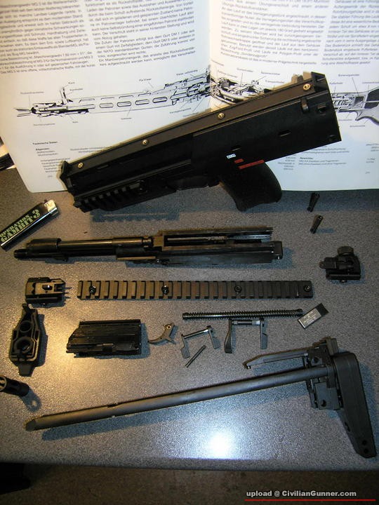 mp7inside001uqvk.jpg